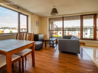 20 Castlegate Park, Adamstown Castle, Lucan, Co. Dublin, Lucan, Co. Dublin - Image 2