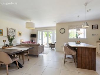 6 Bracken Park Close, Bracken Park, Castleknock, Dublin 15, Castleknock, Dublin 15 - Image 5