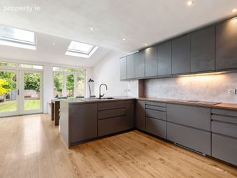 18 Ashfield Park, Stillorgan Road, Booterstown, Co. Dublin, Booterstown, Co. Dublin - Image 3