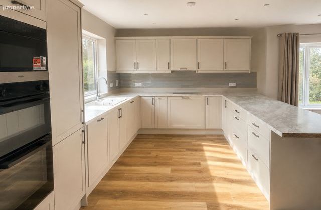 The Cottage, Old Church Road, Passage West, Co. Cork - Click to view photos