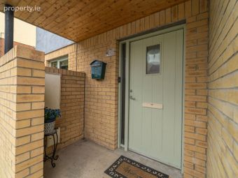 7 Russell Drive, Russell Square, Tallaght, Dublin 24 - Image 3
