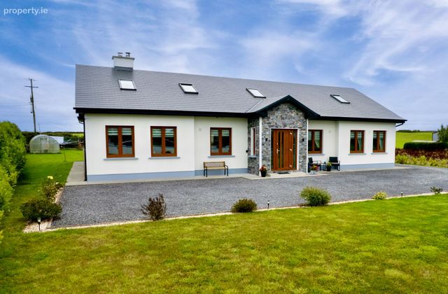 Mirehill, Caherlistrane, Caherlistrane, Co. Galway - Click to view photos
