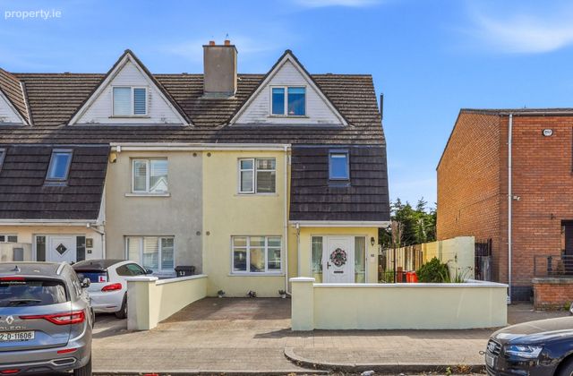 28 Pairc Na Cuileann, Poppintree, Dublin 11 - Click to view photos
