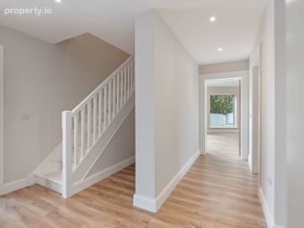 Scarisbrick, 24 The Orchards, Montenotte, Co. Cork - Image 3