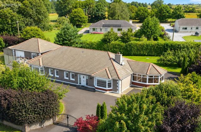 Curraghboy, Co. Roscommon, Athlone, Co. Roscommon - Click to view photos