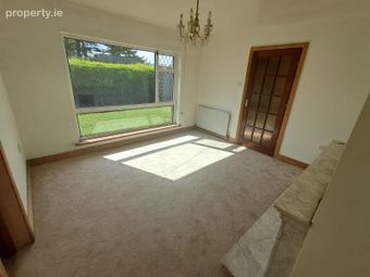 Carrignafoy Avenue, Carrignafoy, Cobh, Co. Cork - Image 4