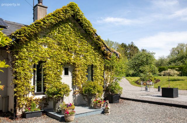 The Old Farmhouse, Hillfarm, Narraghmore, Co. Kildare - Click to view photos