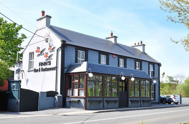 Finn's Bar Restaurant, Milltown, Co. Galway - Click to view photos