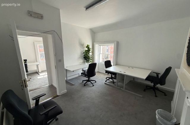 Fitzwilliam Street Upper, Dublin 2 - Click to view photos