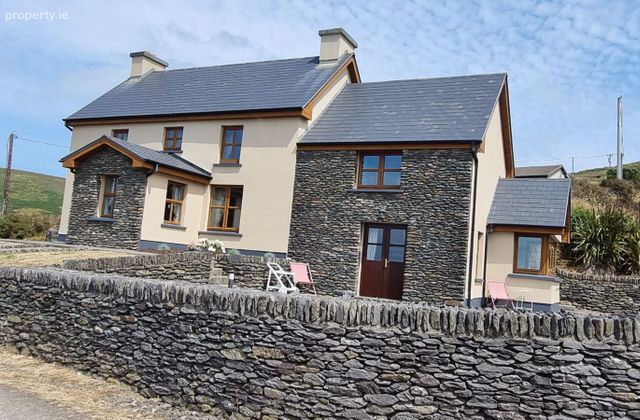 Amharc Alainn, Glanlick, Dunquin, Dingle, Co. Kerry - Click to view photos