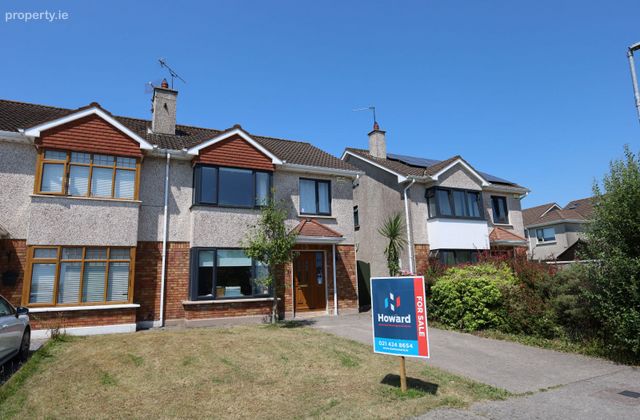 21 Woodvale, Herons Wood, Carrigaline, Co. Cork - Click to view photos
