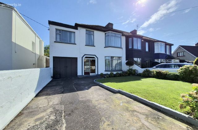 15 Wilton Lawn, Glasheen, Co. Cork - Click to view photos