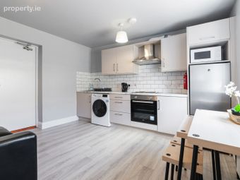 Apartment 2, 5 Blessington Place, North Circular Road, Dublin 7 - Image 2