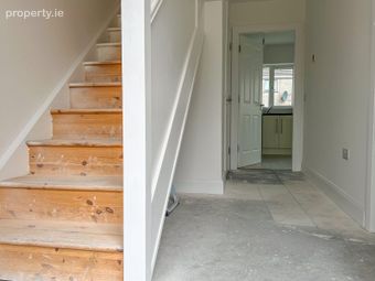 Clochr&aacute;n, 127b, Tuam, Co. Galway - Image 5