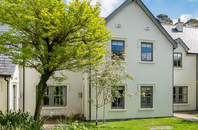 14 Finnihy Woods, Gortamullen, Kenmare, Kenmare, Co. Kerry - Click to view photos