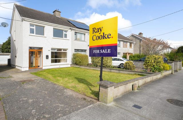 76 Ballinteer Drive, Ballinteer, Dublin 16, Ballinteer, Dublin 16 - Click to view photos