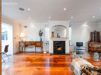Sea Breeze, 28 Stable Lane Mews, Monkstown Road, Monkstown, Monkstown, Co. Dublin - Image 2