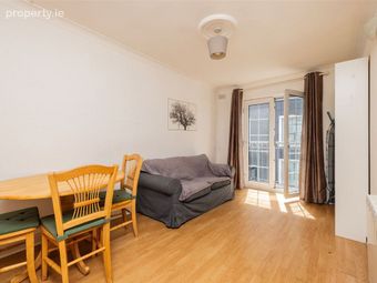 Apartment 6, Aston Abbey, 10 Aston Quay, Temple Bar, Dublin 2 - Image 2