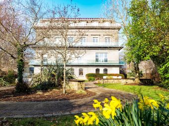 18 Mount Eaton House, Taylors Hill Road, Galway City, Taylor's Hill, Co. Galway - Image 4
