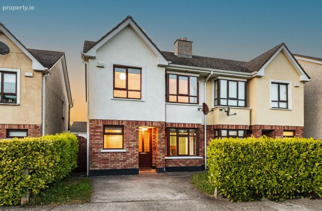 5 Doorley Park, Rathangan, Kildare, Co. Kildare - Click to view photos