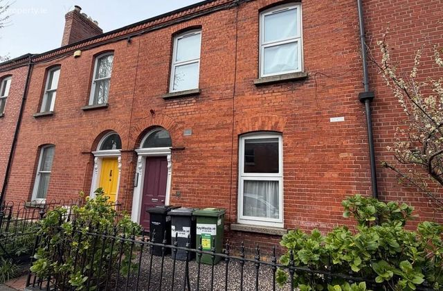 Flat 3, 8 Dufferin Avenue, South Circular Road, Dublin 8 - Click to view photos