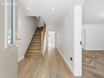 30a Shanowen Crescent, Dublin 9, Santry, Dublin 9 - Image 3