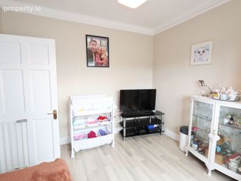 31 Saint Muredach's Terrace, Ballina, Co. Mayo - Image 4