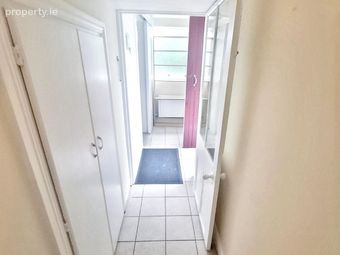 Saint Philomenas, 1 Moorfield Villas, South Douglas Road,t12k2tw, Cork City Centre, Co. Cork - Image 4