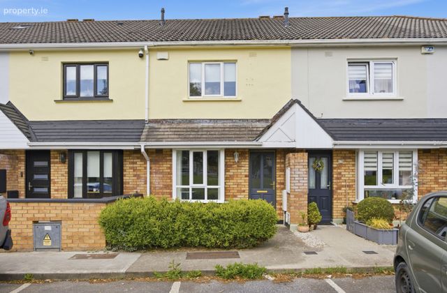16 Castleview Drive, Swords, Swords, Co. Dublin - Click to view photos
