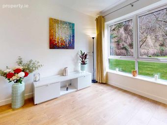 Apartment 14, The Courtyard, Castleside Drive, Dublin 14 - Image 5