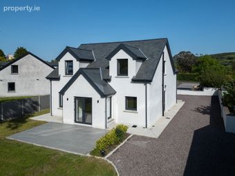 1 Carrigbu&iacute; Court, Carrigbu&iacute;, Durrus, Durrus, Co. Cork - Image 2