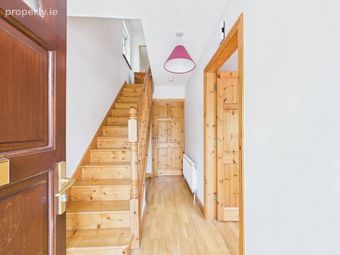 16 The Heathers, Classes Lake, Ballincollig, Co. Cork - Image 2