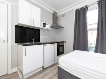 Flat 1, 12 Saint Anthony's Road, Rialto, Dublin 8 - Image 5