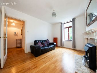 Apartment 10, Crescent House, Marino, Dublin 3 - Image 4