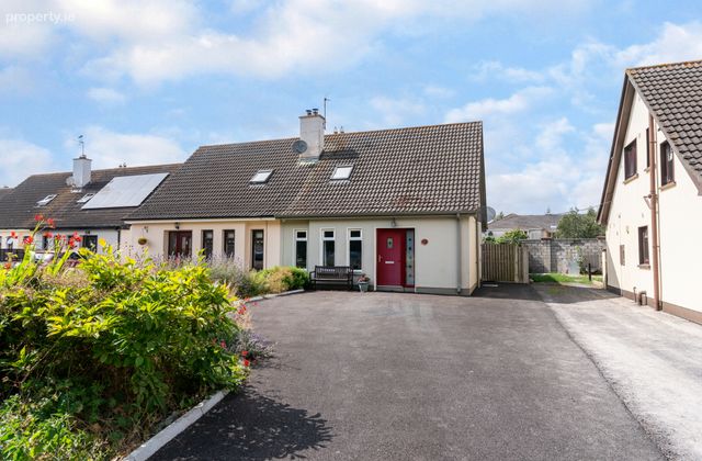 47 White Castle Lawn, Athy, Co. Kildare, Athy, Co. Kildare - Click to view photos
