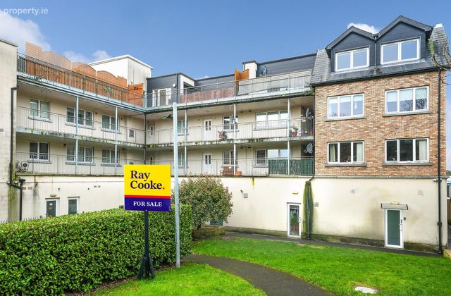25 Eaton Close, Rathcoole, Co. Dublin, Rathcoole, Co. Dublin - Click to view photos
