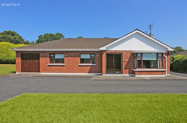 St Margaret's, 15 Lakyle Heights, Ardnacrusha, Co Clare, Ardnacrusha, Co. Clare - Click to view photos