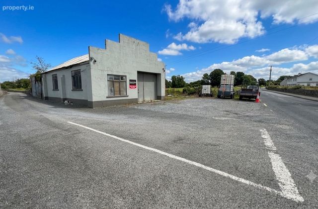 The Garage, Kiltormer, Co. Galway - Click to view photos