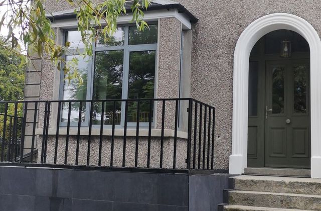 1 San Antonio Park, Salthill, Galway, Galway City Centre, Co. Galway - Click to view photos