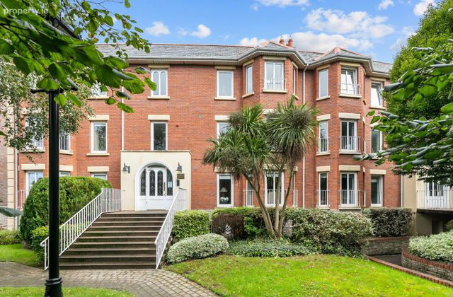 18 Radcliff Hall, St John's Road, Sandymount, Dublin 4, Sandymount, Dublin 4 - Click to view photos