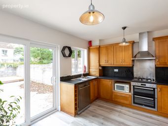 47 Bellevue Park Avenue, Booterstown, Co. Dublin - Image 5