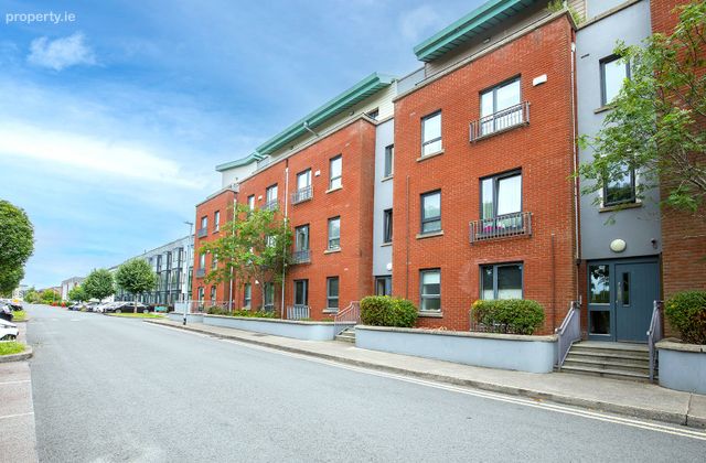 Apartment 5, 2 Park Avenue, Clongriffin, Dublin 13 - Click to view photos