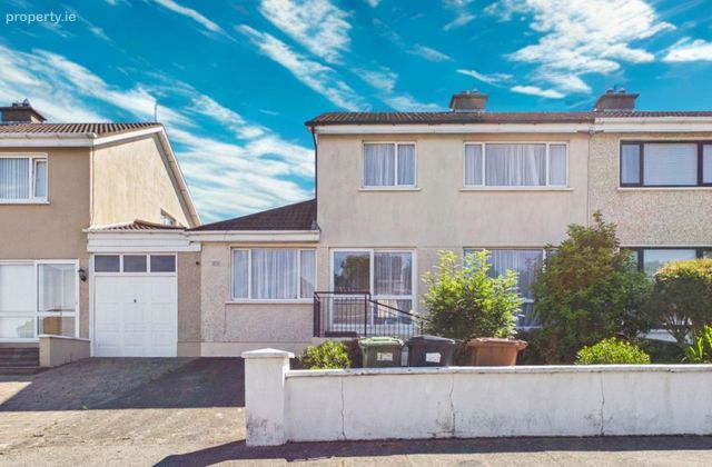 71 Grange Heights, John's Hill, Waterford City Centre, Co. Waterford - Click to view photos