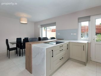 4 College Row, College Road, Letterkenny, Co. Done, Letterkenny, Co. Donegal - Image 4