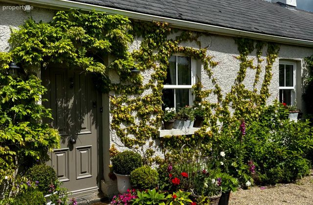 Castlelost, Rochfortbridge, Co. Westmeath - Click to view photos