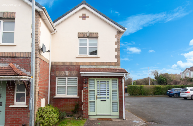 44 Newborough, Gorey, Co. Wexford, Gorey, Co. Wexford - Click to view photos