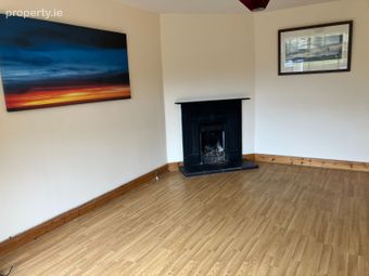 12 Valley Walk, College Wood, Mallow, Co. Cork - Image 3