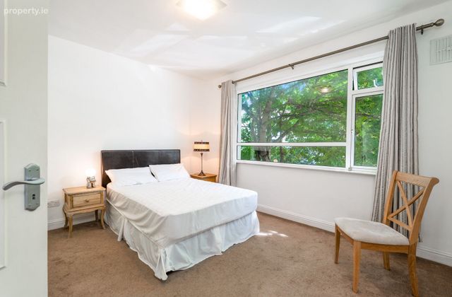 Apartment, Brookfield, Ballsbridge, Dublin 4 - Click to view photos