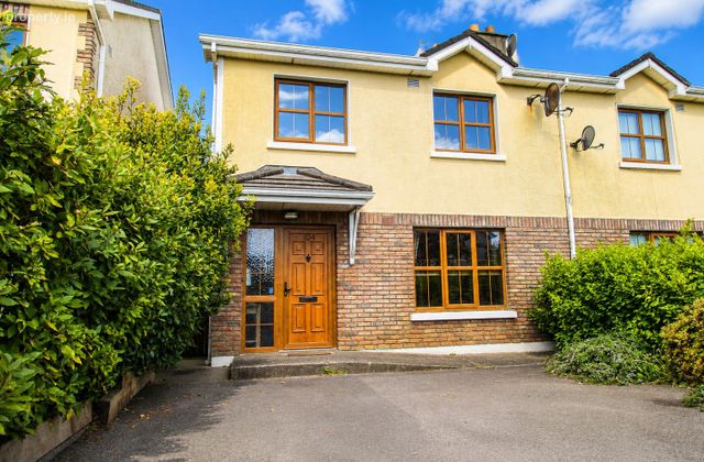 104 Meadow Gate, Gorey, Co. Wexford - Click to view photos