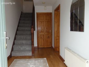65 D&uacute;n Na Hinse, Lahinch Road, Ennis, Co. Clare - Image 2